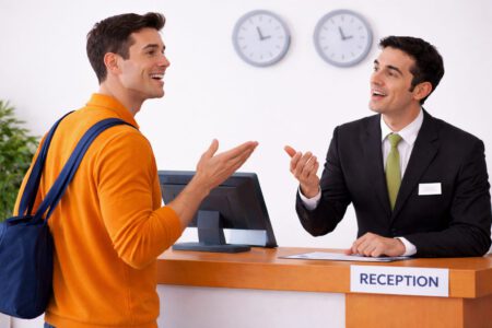 Hotel-Vokabeln Französisch - Hotel Check-In mit richtigen Vokabeln - wunschsprache.de